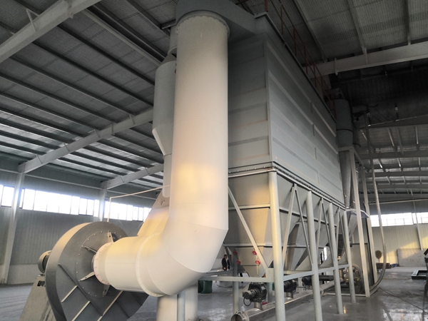 脉冲布袋除尘器